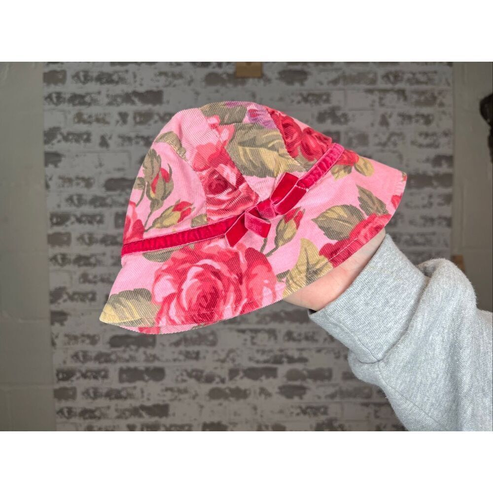 Baby Gap | women floral corduroy bucket hat